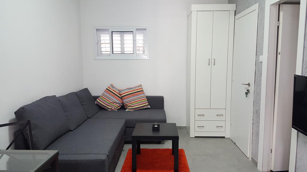 Studio Masaryk Apartment Bat Yam Exterior photo