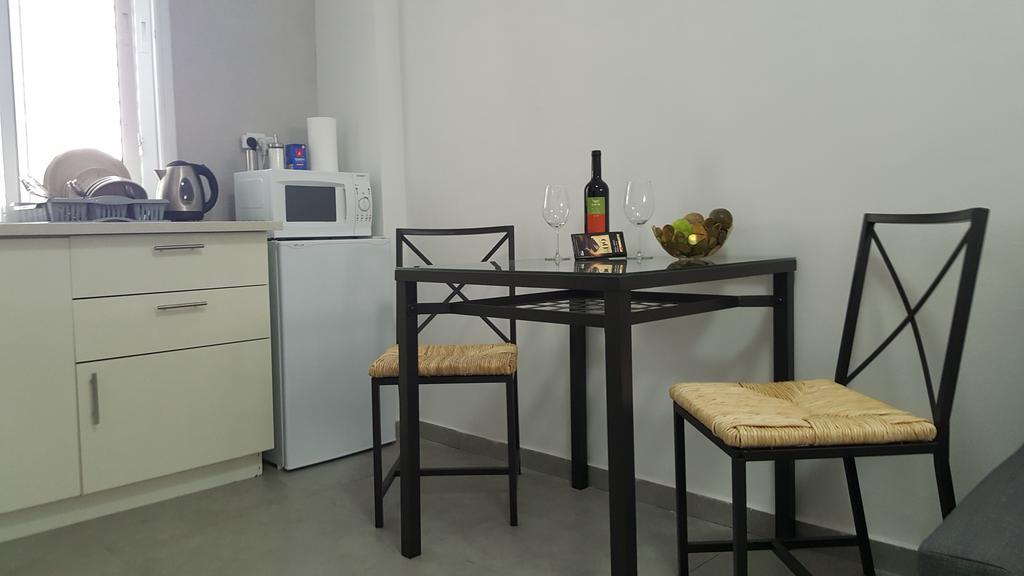 Studio Masaryk Apartment Bat Yam Exterior photo